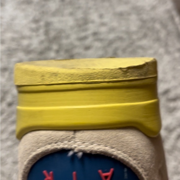 Jordan 4 Union Guava - Picture 9 of 10